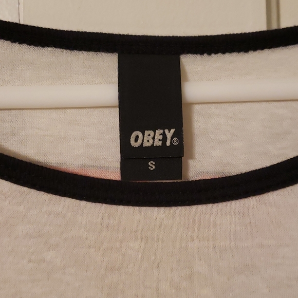 S Womens Obey 3/4 Sleeve Top. - Picture 3 of 4